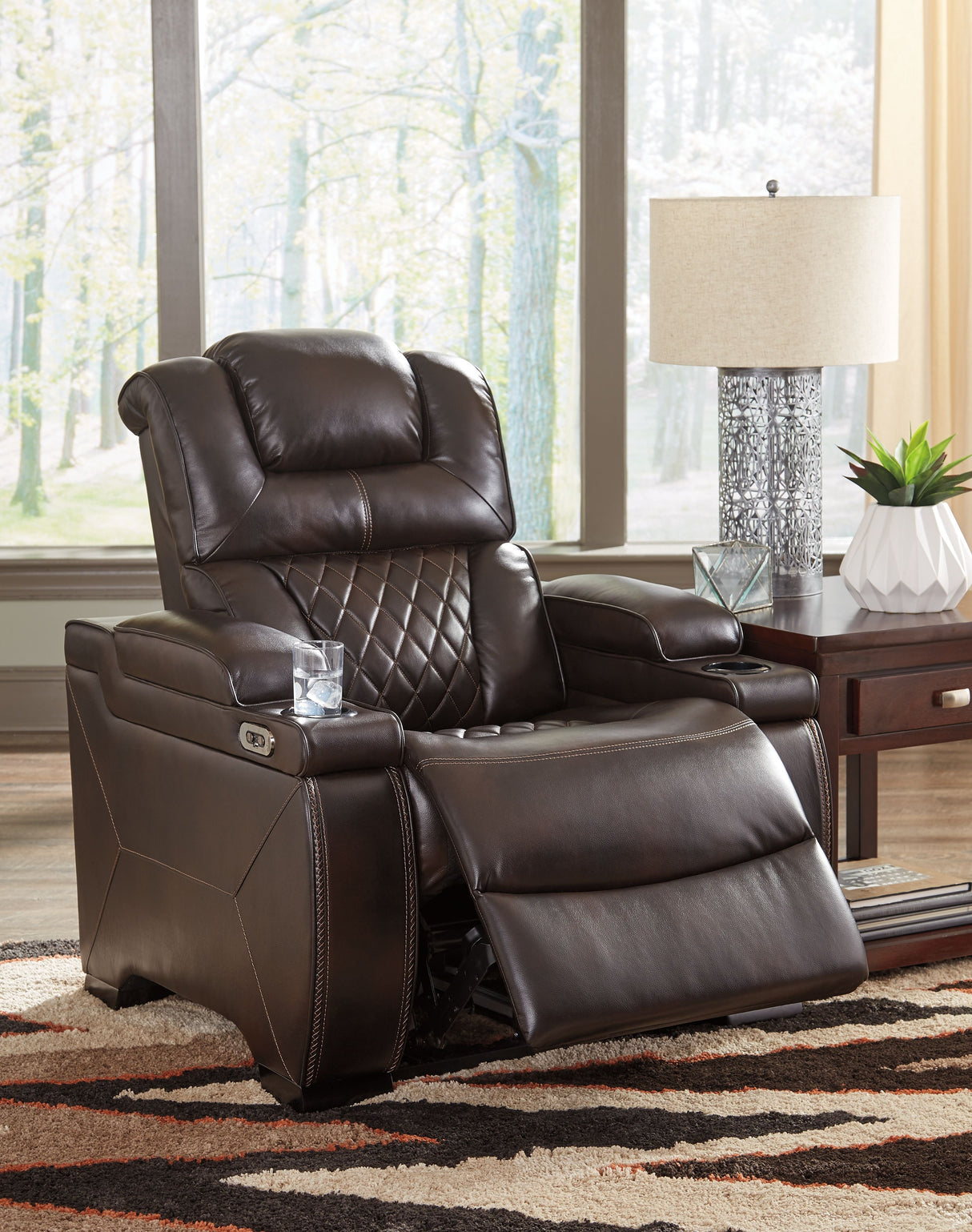 Warnerton - Brown Dark - Pwr Recliner/Adj Headrest