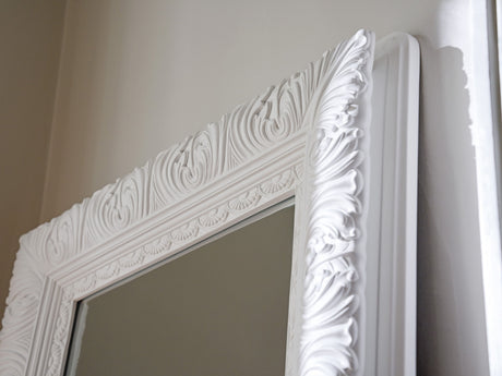 Villa Blanca - Alicante Floor Mirror - White