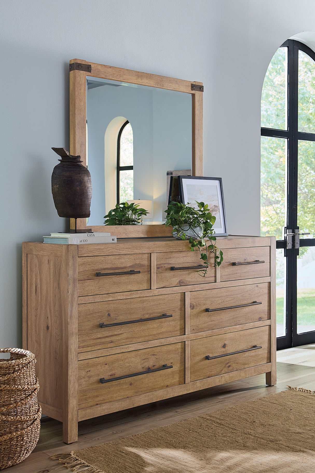 Vineyard Row - Seven-Drawer Dresser - Light Brown