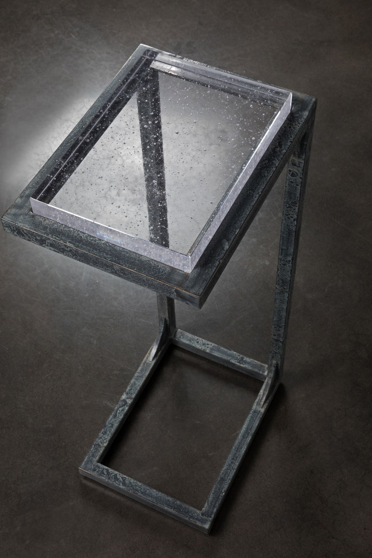 Signature Designs - Gamma Spot Table - Dark Gray