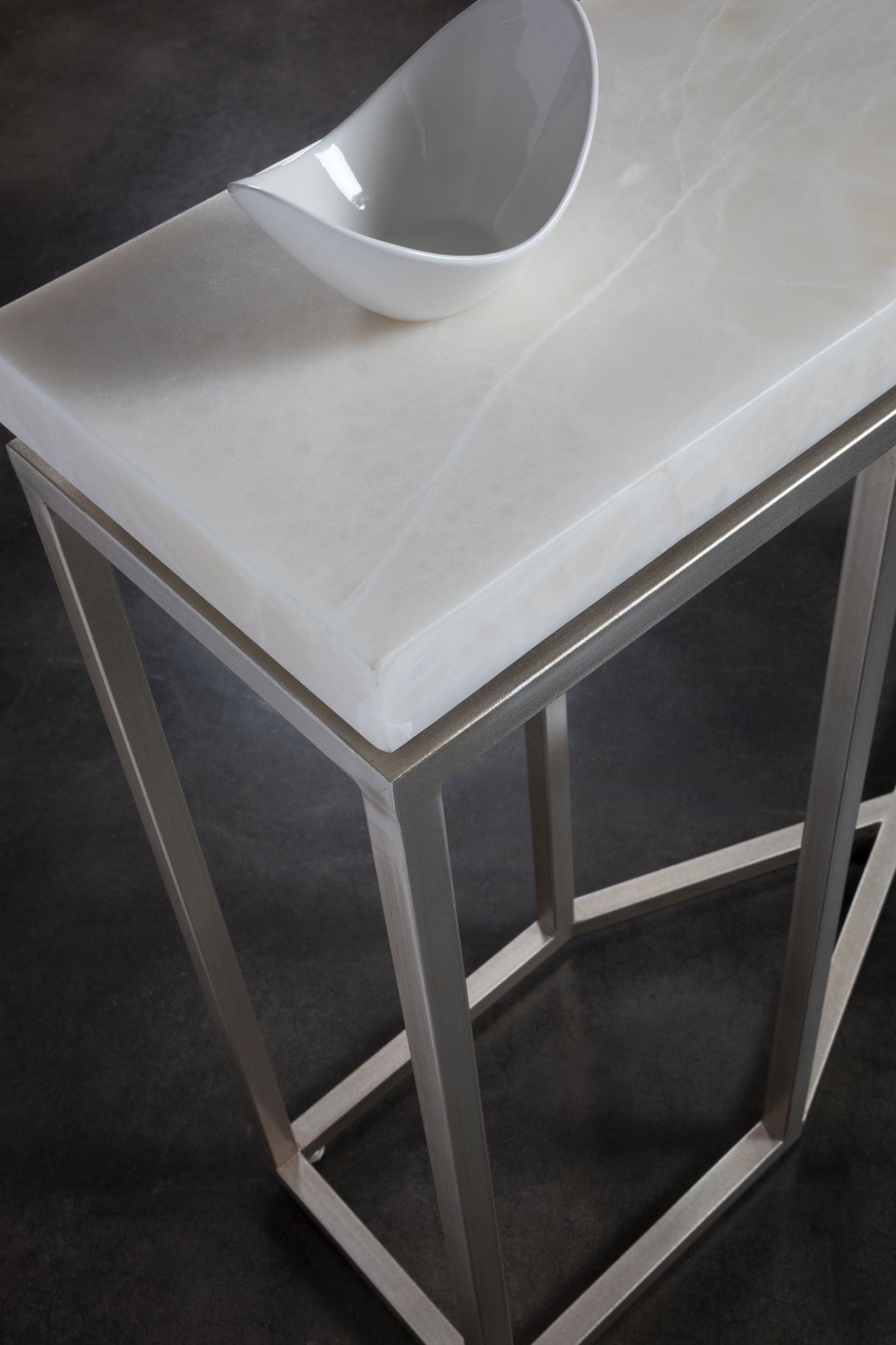 Signature Designs - Vara Console Table - White / Pearl Silver