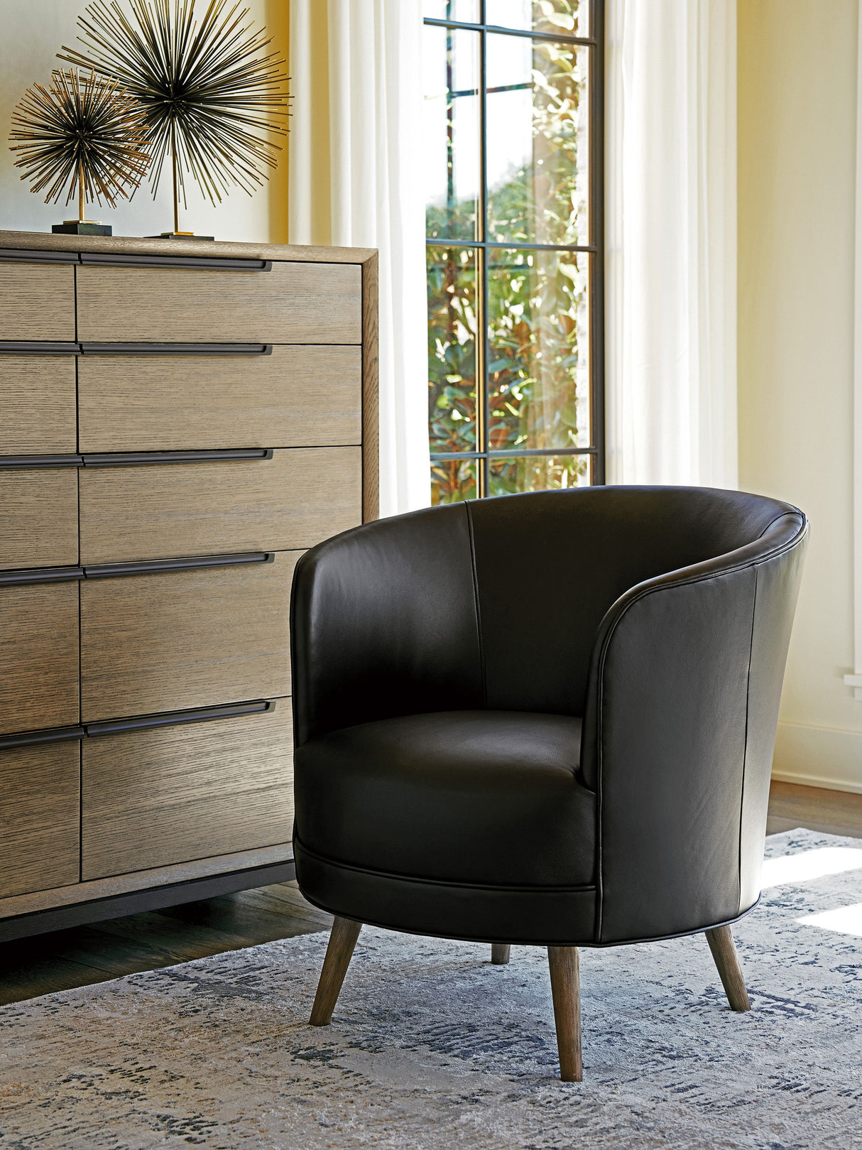 Zanzibar - Torrington Leather Swivel Chair - Black