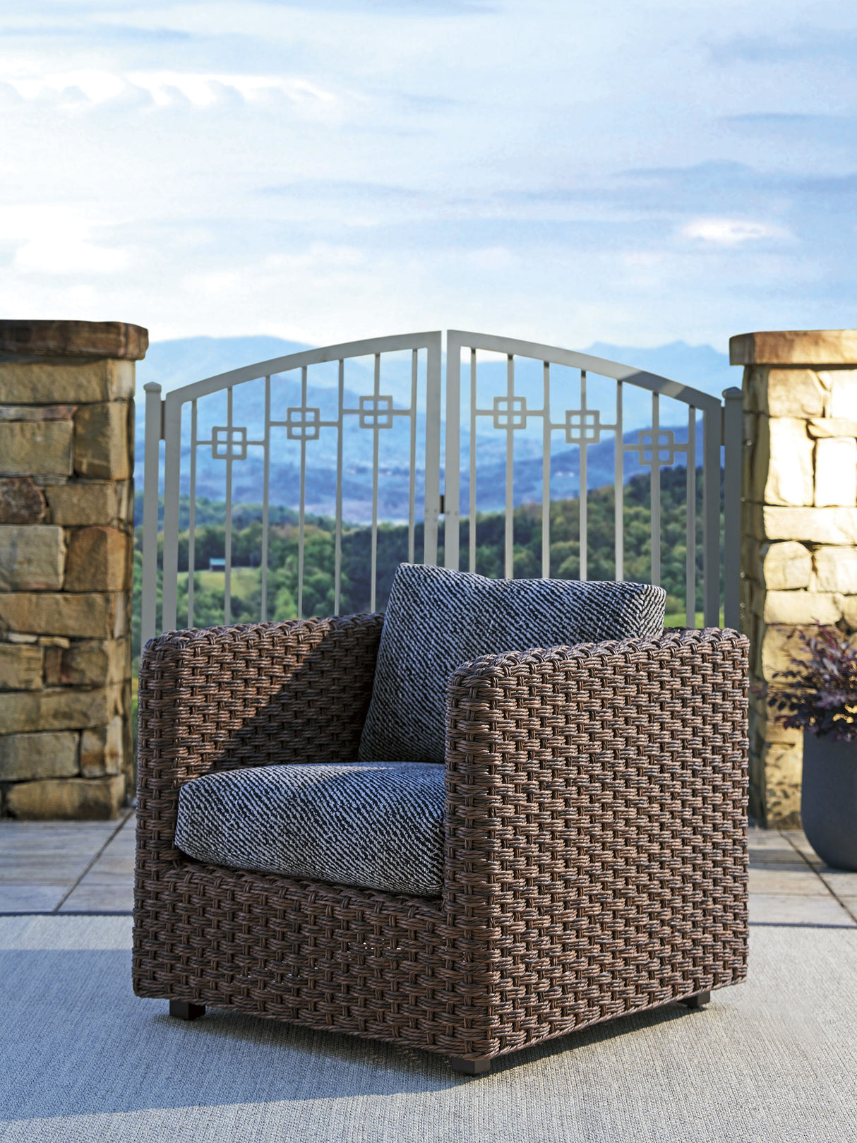 Kilimanjaro - Lounge Chair - Dark Brown