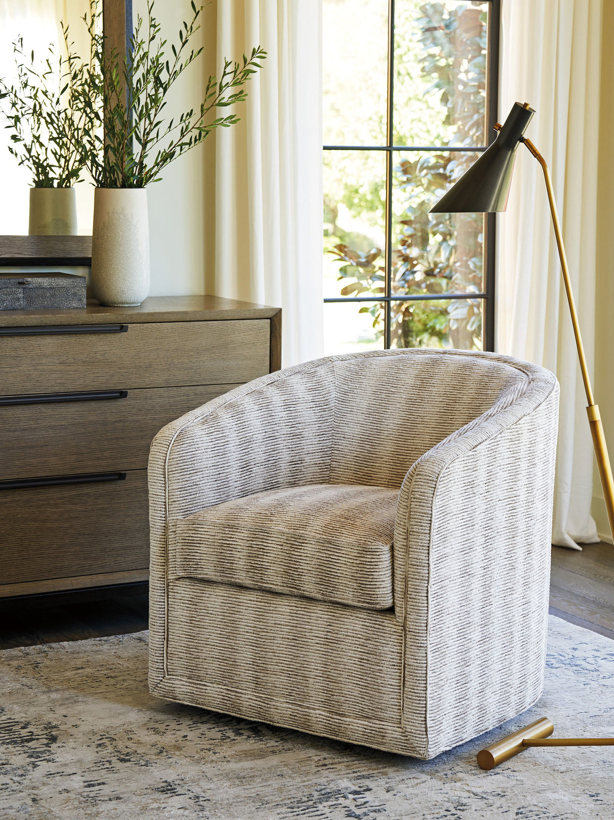 Zanzibar - Colton Swivel Chair - Beige