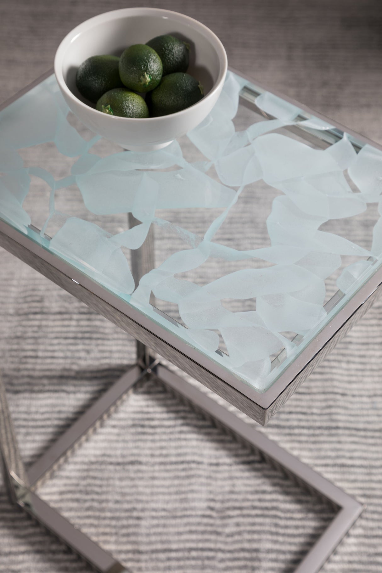 Signature Designs - Snowscape Spot Table - White