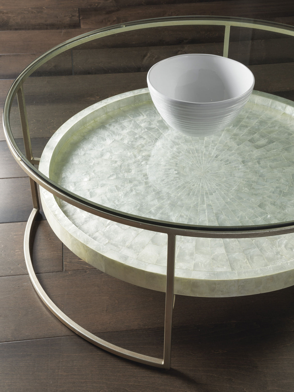 Signature Designs - Cumulus Round Cocktail Table