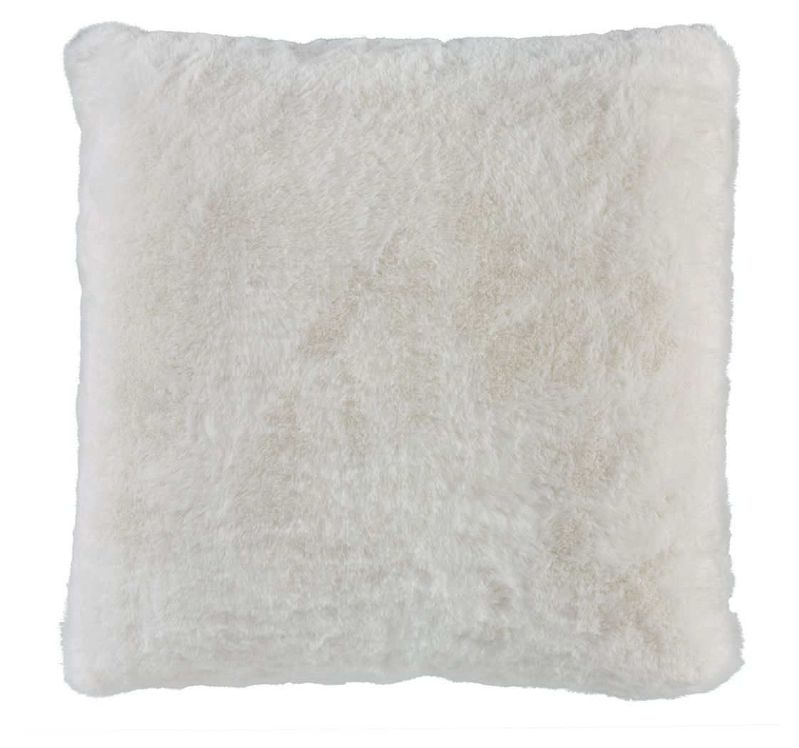 Gariland - Faux Fur Pillow