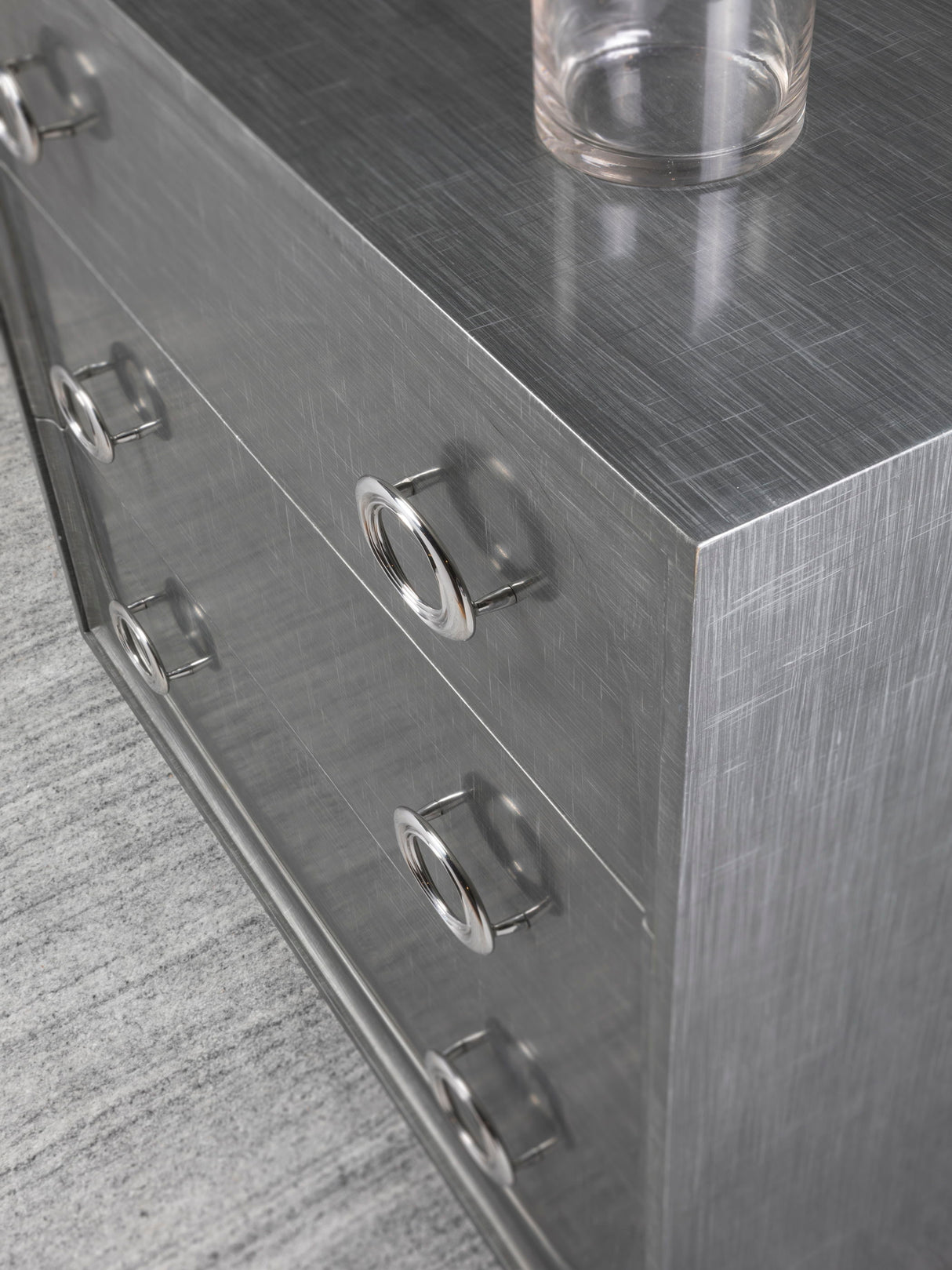 Signature Designs - Iridium Hall Chest - Dark Gray